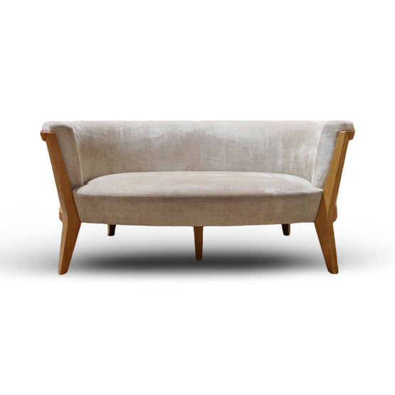 Sofa -1026- 68 x 145 x 82 cm