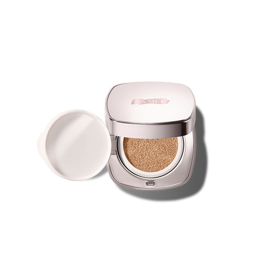 La Mer The Luminous Lifting Cushion Foundation SPF 20 – Warm Almond – 24g / 0.84 oz