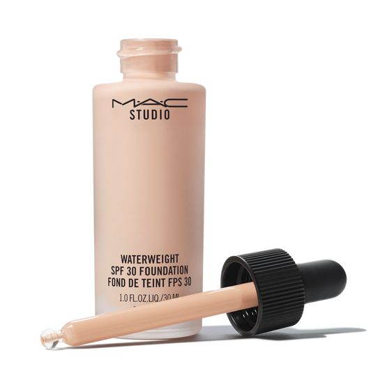 MAC Cosmetics Studio Waterweight SPF 30 Foundation – NW, 30ml