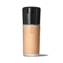MAC Studio Radiance Serum‑Powered Foundation - C4.5